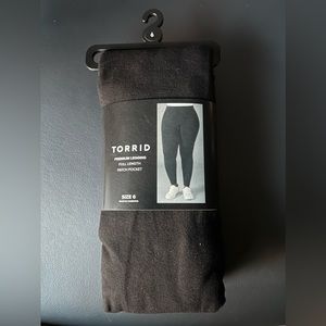 Torrid Size 6 Black Legging Full Length With Patch Pocket